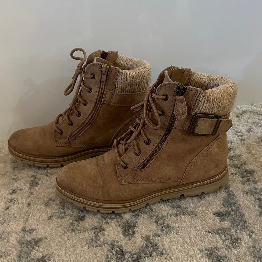 Cliffs by WHITE MOUNTAIN Brown Lace Up Boots